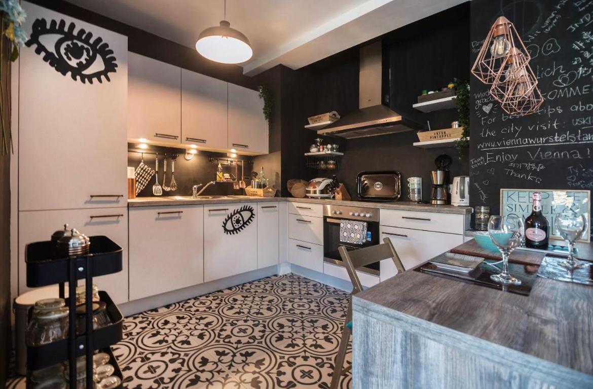 Stylish Rooms, Sunny Terrace In Vienna City Center Экстерьер фото